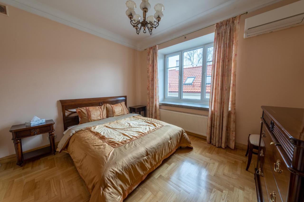Happy Arka The Heart Of Old Town, Self-check-in, A-c, Car-parking, Balkony Appartamento Vilnius